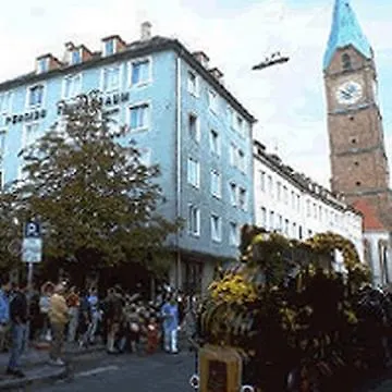 Der Tannenbaum Hotel Munich
