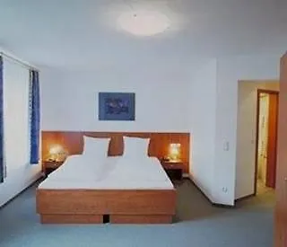 Der Tannenbaum Hotel Munich