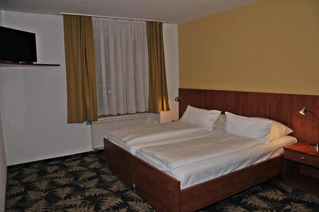 Der Tannenbaum Hotel Munich